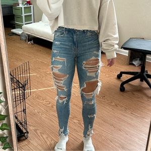 Size 0 American eagle ripped jeans